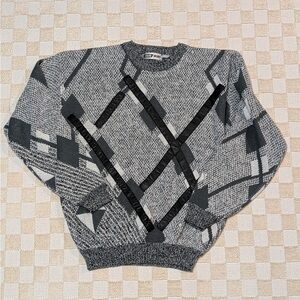Urban Works Geometric Pattern Gray Sweater Size L